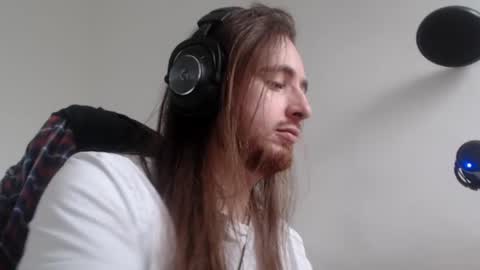 Snapshot of mikeskeldon3 chatting on 03.11.25 Lord Jesus online show from 03.11.25