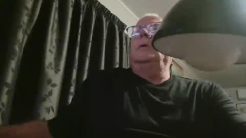 Snapshot of miketrike137 chatting on 03.04.26 miketrike137 online show from 03.04.26