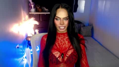 Snapshot of mikeyalawi03 chatting on 07.01.26 Mistress MikeyAlawi online show from 07.01.26