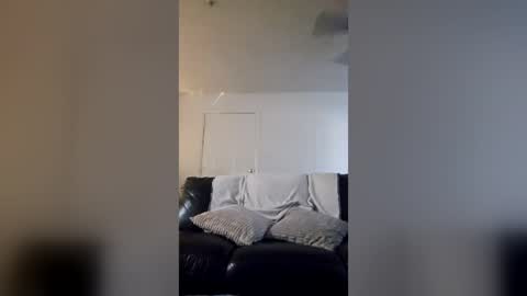 mikeymikey536338 online show from 06.18.26