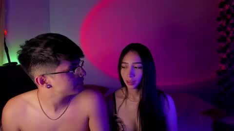 VIOLETAMIKE online show from 02.20.25