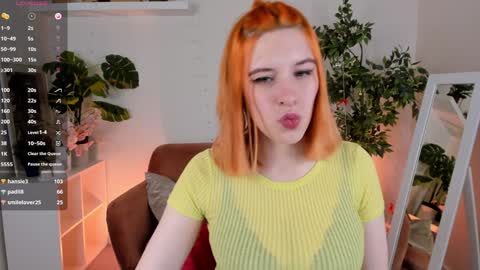 Snapshot of mikka_blush chatting on 01.12.25 mikka_blush online show from 01.12.25