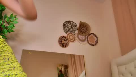 mikka_blush online show from 04.28.26