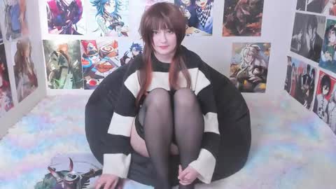 Snapshot of miku_bunny chatting on 10.02.25 Miku online show from 10.02.25