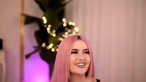 Snapshot of miky_lust chatting on 01.16.26 Miky online show from 01.16.26