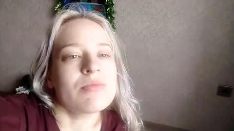 Mila 420 online show from 04.27.26