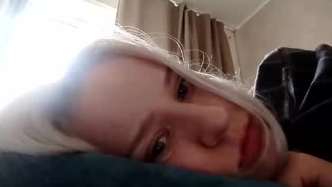 Mila 420 online show from 04.30.26