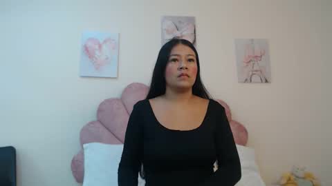 mila_adamss online show from 04.27.26