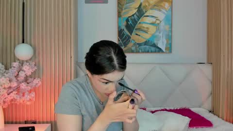 mila_hank online show from 04.24.26