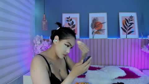 mila_hank online show from 05.06.26