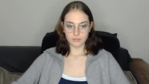 mila_keyy online show from 04.26.26