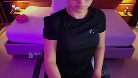 Milena  online show from 04.21.26