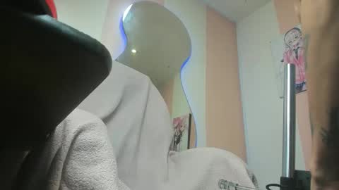 Mila online show from 05.02.26