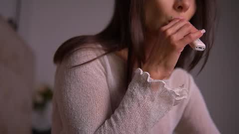 Snapshot of mila_may_ chatting on 12.21.24 mila may online show from 12.21.24