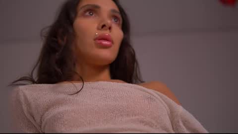 Snapshot of mila_may_ chatting on 03.08.25 mila may online show from 03.08.25