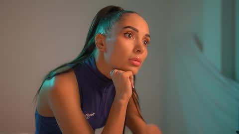 Snapshot of mila_may_ chatting on 09.26.25 mila may online show from 09.26.25