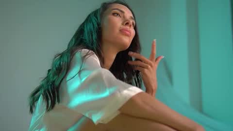 Snapshot of mila_may_ chatting on 10.26.25 mila may online show from 10.26.25