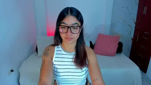 martina online show from 04.22.26