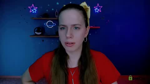 mila_sun__ online show from 02.17.26