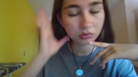 Snapshot of mila_sweettempt chatting on 07.25.26 mila_sweettempt online show from 07.25.26