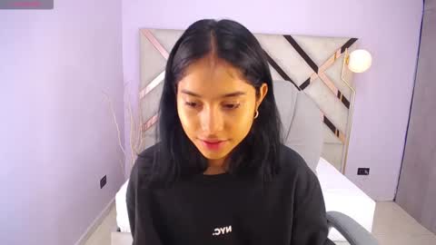 milaa_star online show from 02.15.26