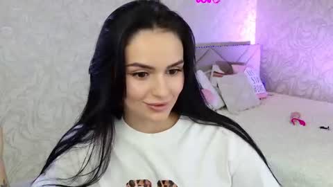 Mila online show from 07.23.26