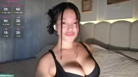 Snapshot of milabritton1 chatting on 07.26.26 Vale online show from 07.26.26