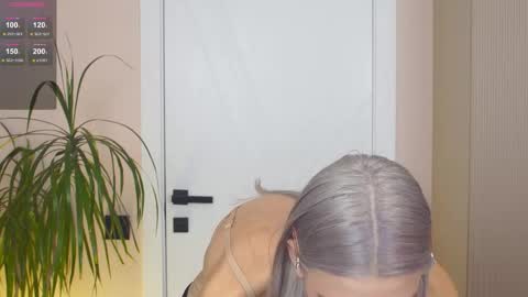 Mila and u can call me sweet bunny online show from 12.01.25