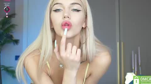 Mila and u can call me sweet bunny online show from 05.01.26
