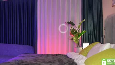 Mila and u can call me sweet bunny online show from 07.28.26