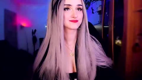 MiladyJolie online show from 01.08.25