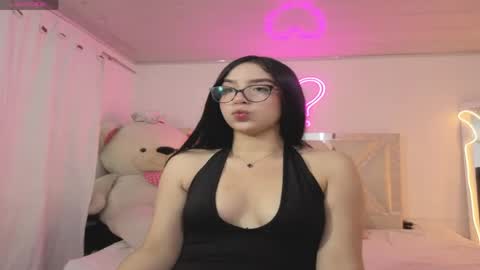 milah_tay online show from 04.25.26