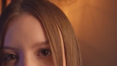 Mila online show from 02.14.26