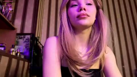 Snapshot of milakittys chatting on 06.13.26 milakittys online show from 06.13.26