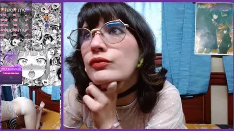 Snapshot of milalunala chatting on 02.23.25 Mila-Lunala online show from 02.23.25