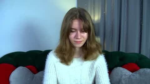 Mila online show from 04.08.26