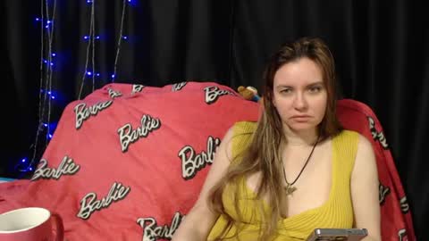 Snapshot of milana696969 chatting on 06.14.26 MilAna online show from 06.14.26