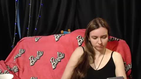 Snapshot of milana696969 chatting on 06.15.26 MilAna online show from 06.15.26