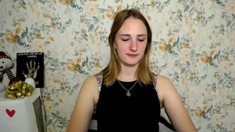 Snapshot of milana_cutie_ chatting on 10.03.25 Milana online show from 10.03.25