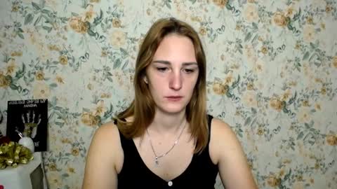 Snapshot of milana_cutie_ chatting on 10.06.25 Milana online show from 10.06.25