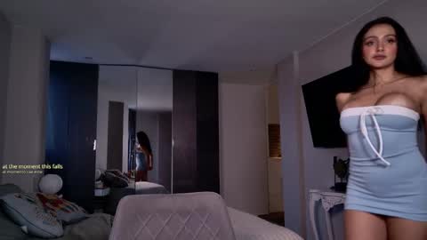 Snapshot of milana_desire chatting on 02.27.26 milana online show from 02.27.26