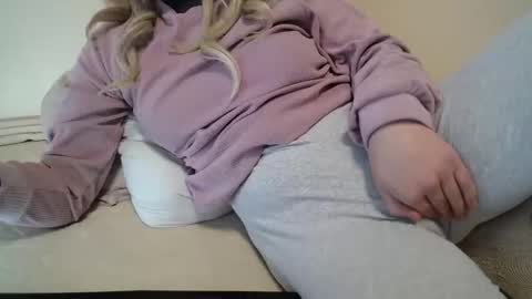 Snapshot of milana_neww chatting on 01.19.26 Milana online show from 01.19.26