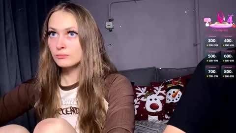 Snapshot of milana_sexwife chatting on 12.22.25 Dan and Milana online show from 12.22.25