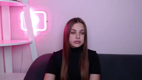 milanaangelas online show from 03.30.26