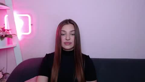 milanaangelas online show from 04.17.26