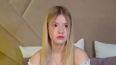 Snapshot of milanabalmain chatting on 01.19.26 MilanaBalmain online show from 01.19.26