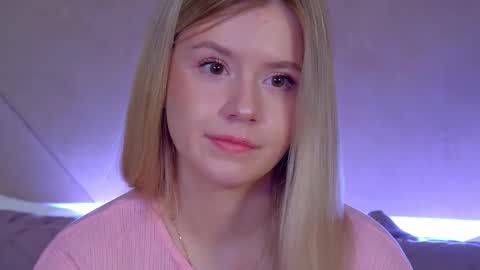 Snapshot of milanabalmain chatting on 02.03.26 MilanaBalmain online show from 02.03.26