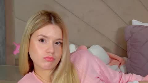 Snapshot of milanabalmain chatting on 02.03.26 MilanaBalmain online show from 02.03.26