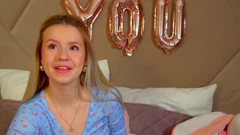 Snapshot of milanabalmain chatting on 02.23.26 MilanaBalmain online show from 02.23.26