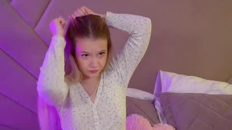 MilanaBalmain online show from 04.27.26